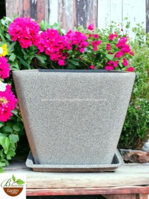 Daisy Planter (Roto Molded)