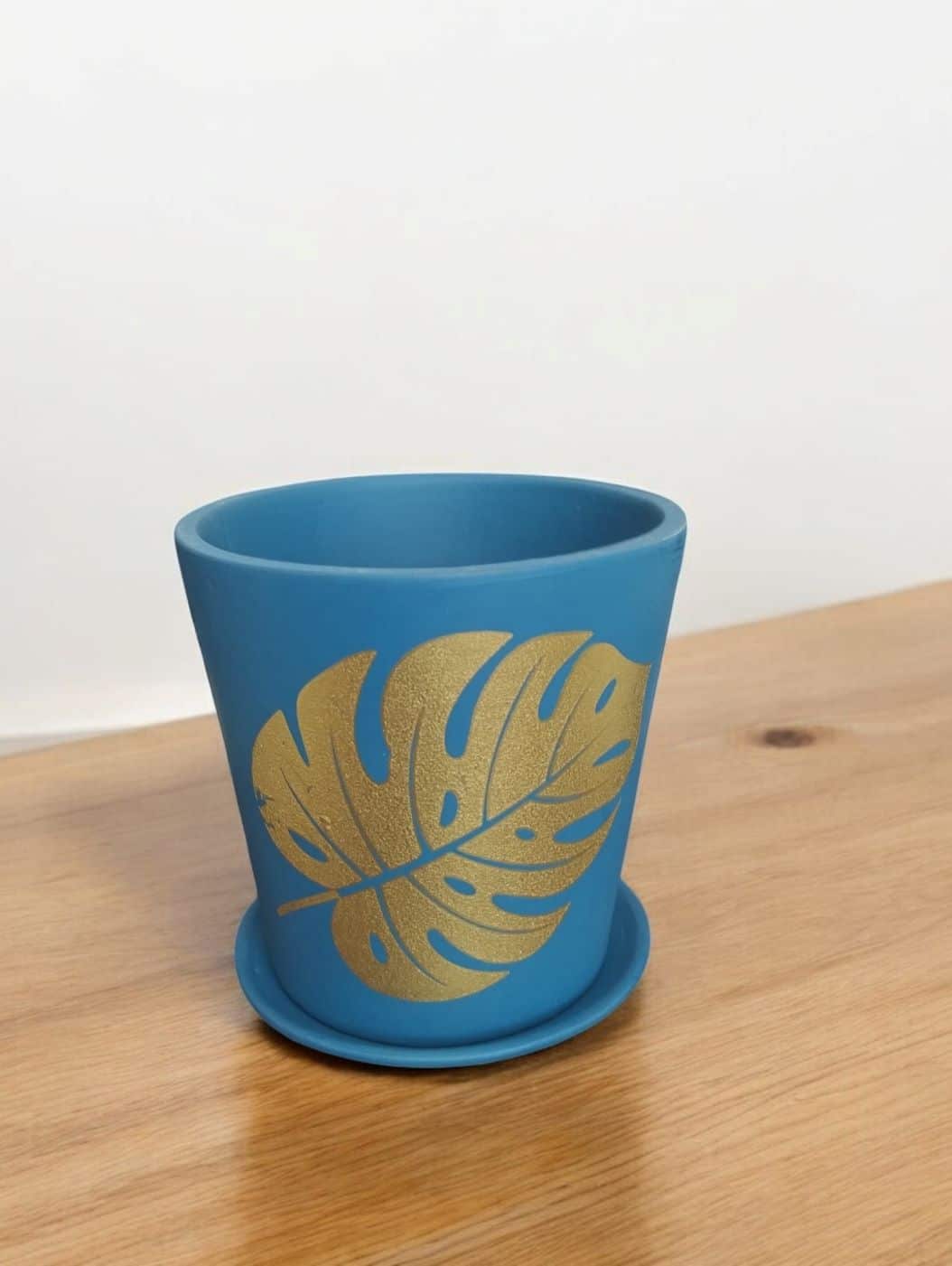 Monstera Gold Leaf printed terracotta pot - Image 2